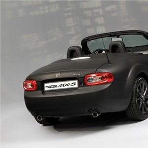 1_mazda_mx5_black_special_edition8