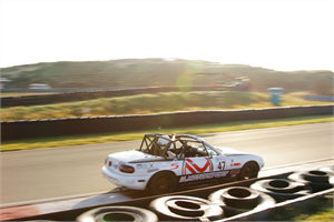 Eindstand Total Mazda MaX5 Cup beslist tijdens zonovergoten Finaleraces Zandvoort
