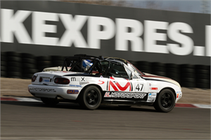 1_RMMC_Zandvoort_08_150412_nl_jpg72