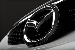 Mazda presenteert nieuw adaptief koplampsysteem