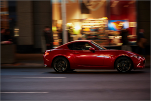 1_MX-5-RF_Soul_Red_Action_01_2016
