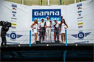 KIRÁLY en LÉMERET winnen spektakelraces in Mazda MX-5 cup op Gamma Racing Day