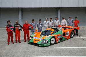 1_Mazda_787B_2011_test_6