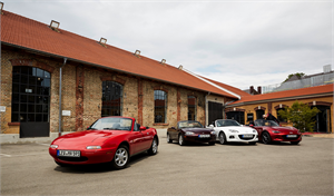 1_2019_MX-5_AllGen_Exterior_018
