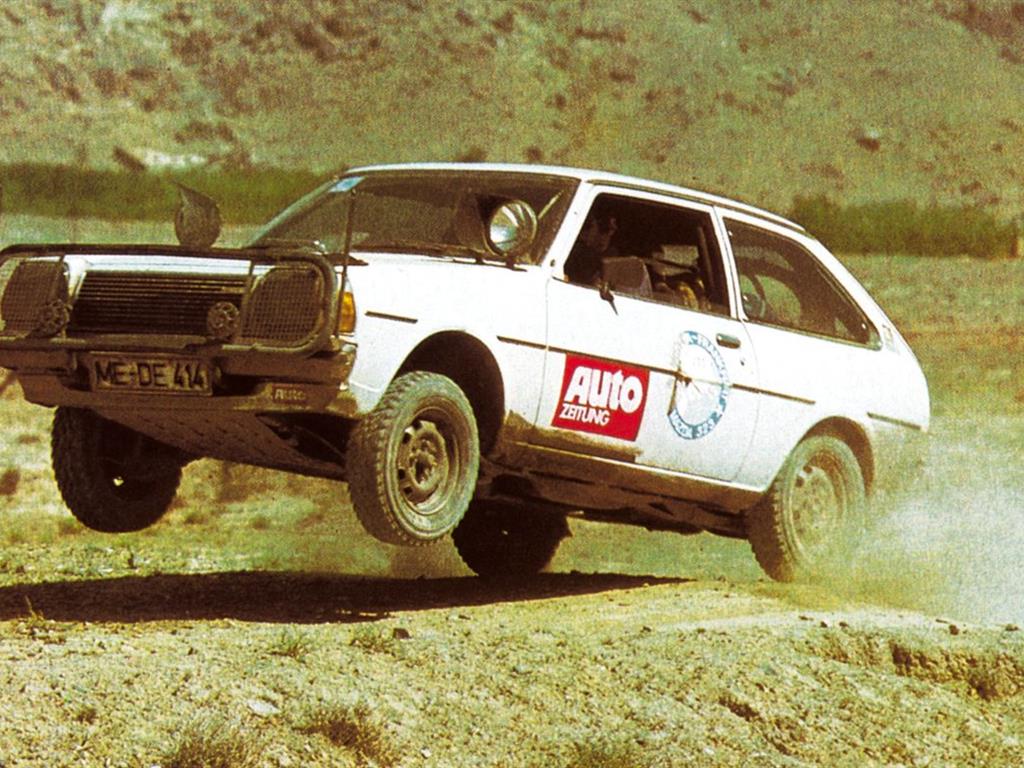 1_100jaarmazdarecords-1977mazda323hiroshimafrankfurt