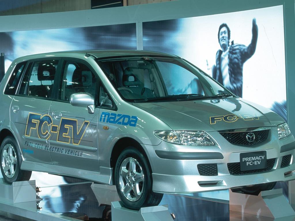 1_mazdapremacyfcev20011