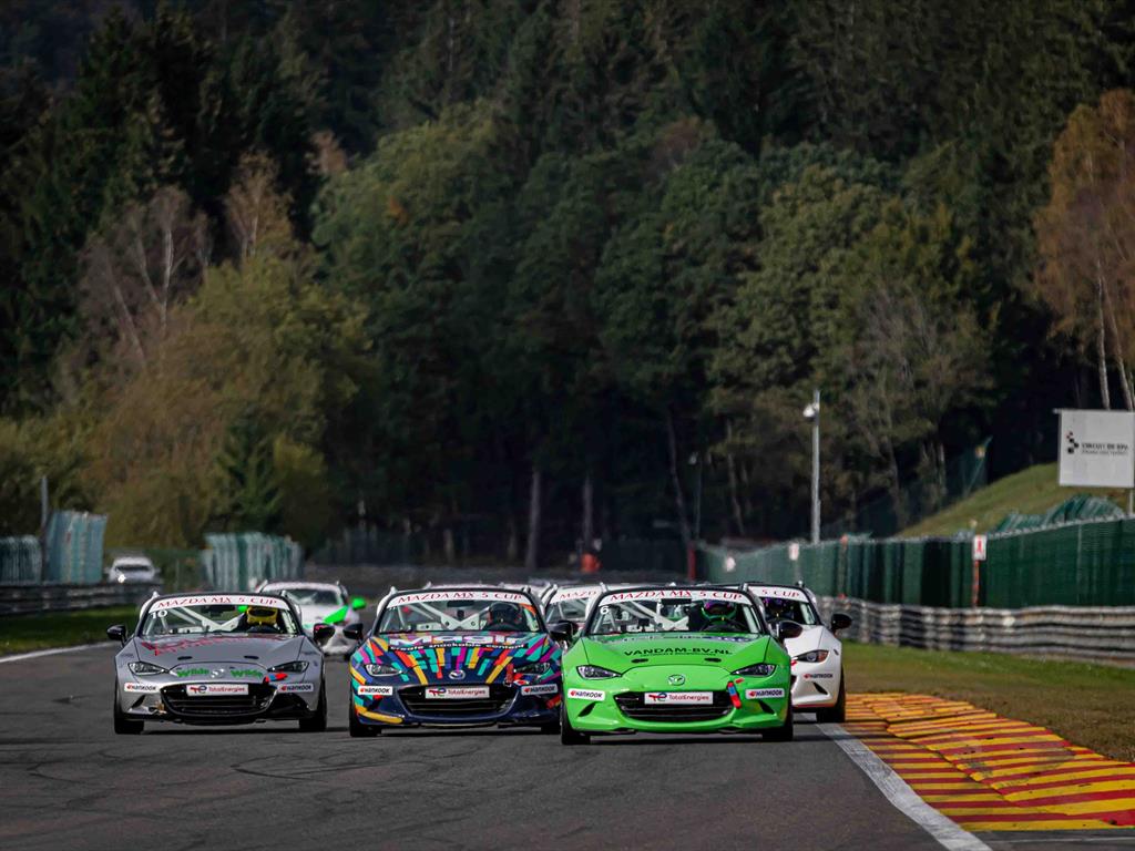 startmazdamx5cupsparacingfestival2021race21