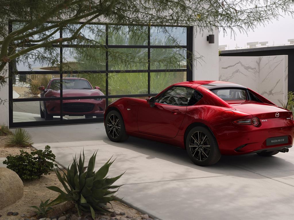 2024_mazda_mx5_global_still14_lowres_1
